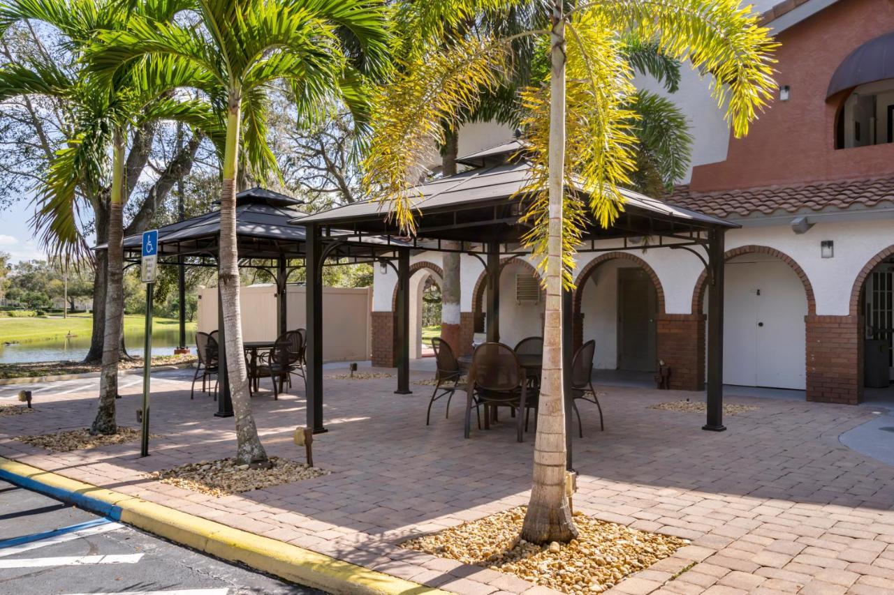 Clarion Pointe Tampa-Brandon Near Fairgrounds And Casino Otel Mango Dış mekan fotoğraf