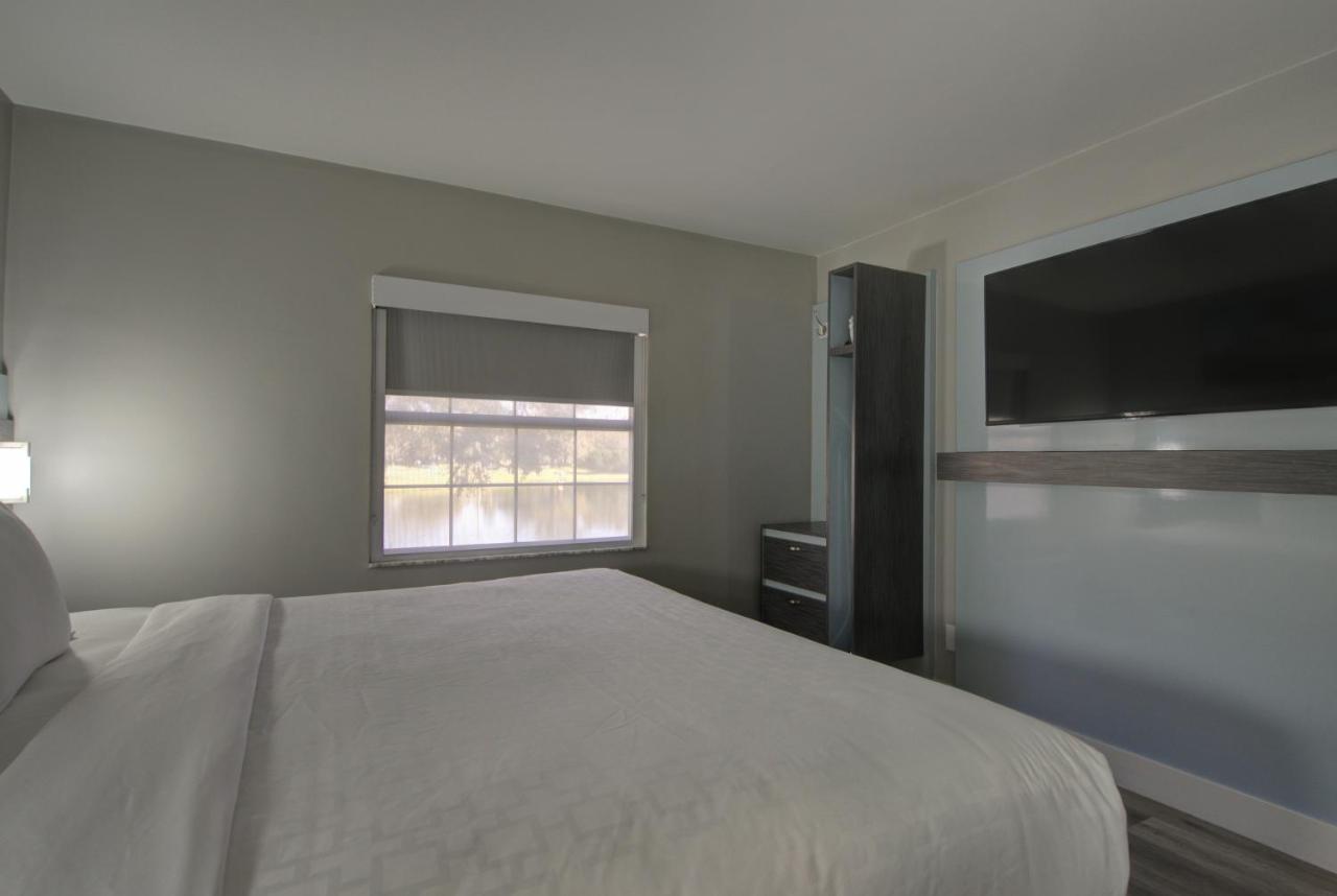 Clarion Pointe Tampa-Brandon Near Fairgrounds And Casino Otel Mango Dış mekan fotoğraf