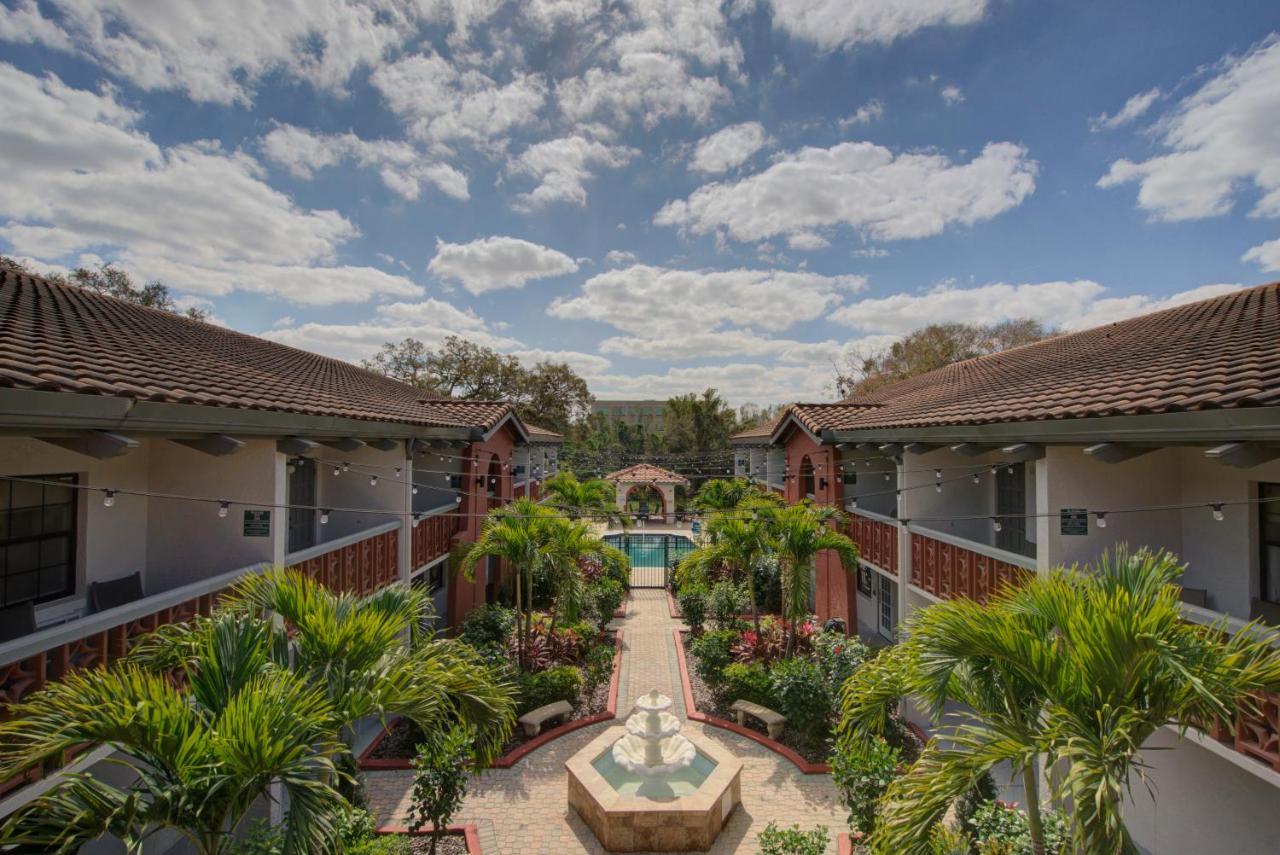 Clarion Pointe Tampa-Brandon Near Fairgrounds And Casino Otel Mango Dış mekan fotoğraf