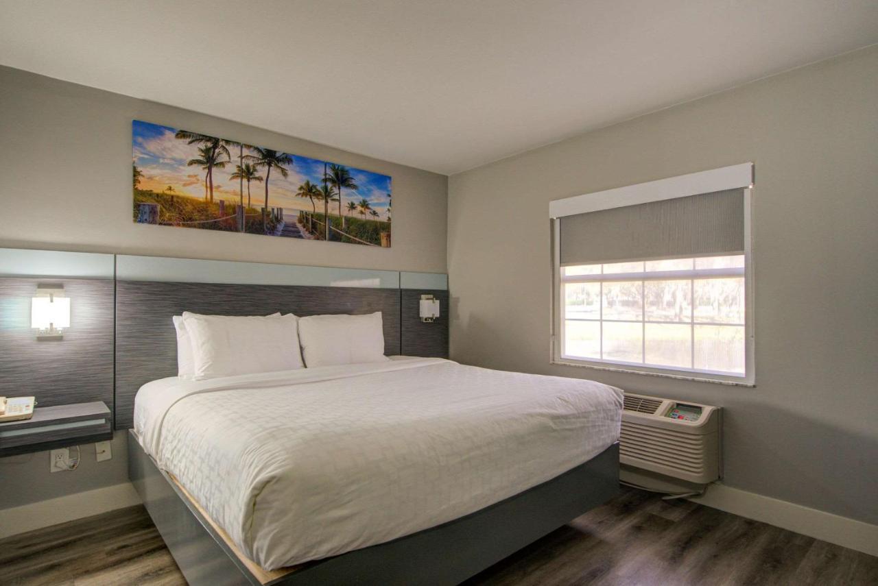 Clarion Pointe Tampa-Brandon Near Fairgrounds And Casino Otel Mango Dış mekan fotoğraf